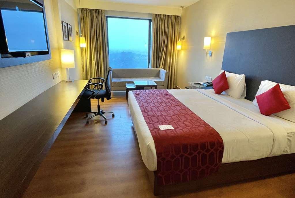 Hotel Ramada By Wyndham Jaipur North Zimmer foto